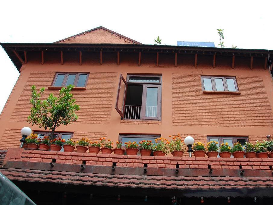 Mandap Hotel Kathmandu Buitenkant foto