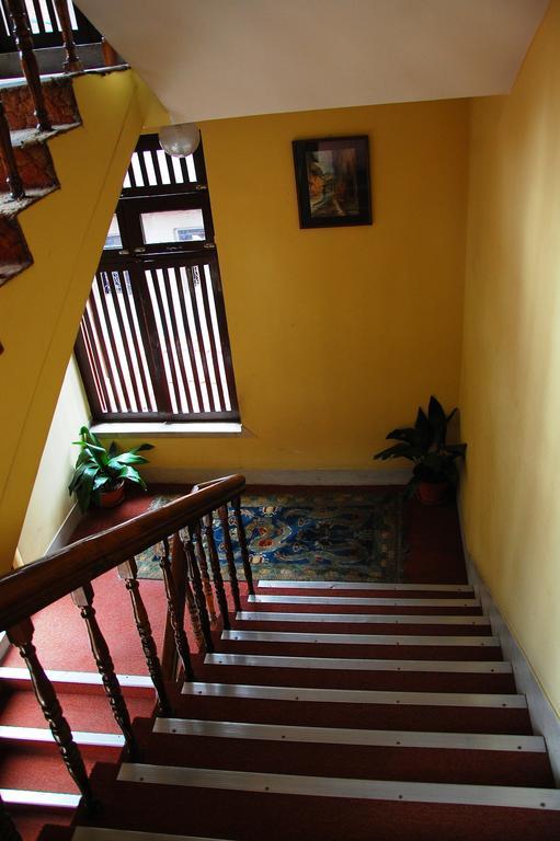 Mandap Hotel Kathmandu Buitenkant foto
