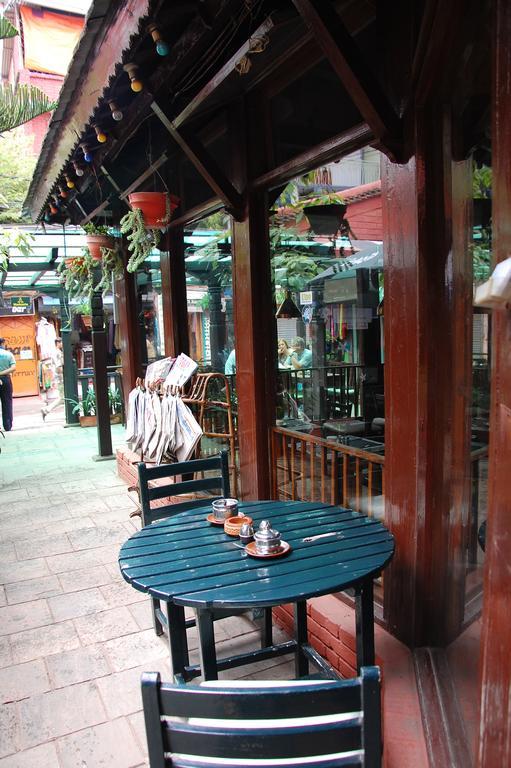 Mandap Hotel Kathmandu Buitenkant foto