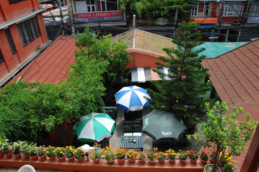 Mandap Hotel Kathmandu Buitenkant foto